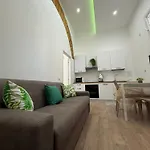 Luxury Royal House 3 *